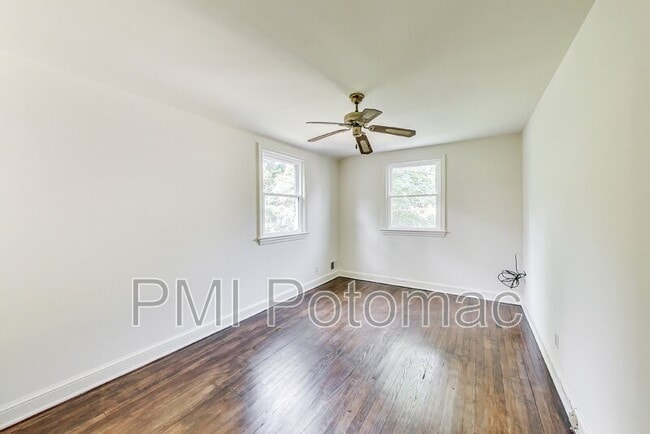 Building Photo - 2710 Emmet Rd