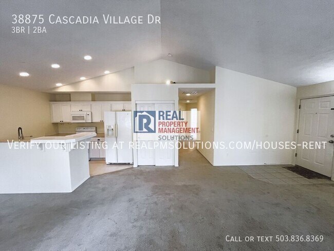 Building Photo - 38875 Cascadia Village Dr