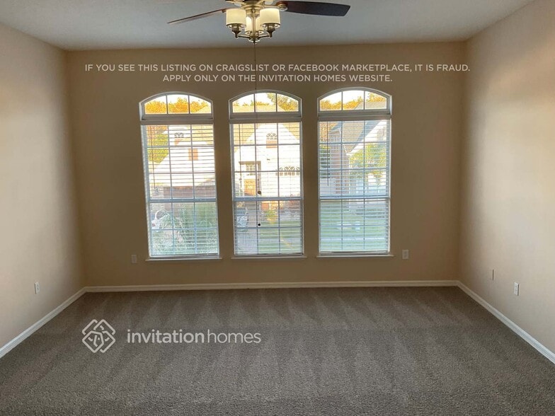 Building Photo - 14824 Cedar Branch Way