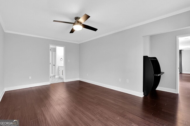 Building Photo - 1104 Pine Heights Dr NE