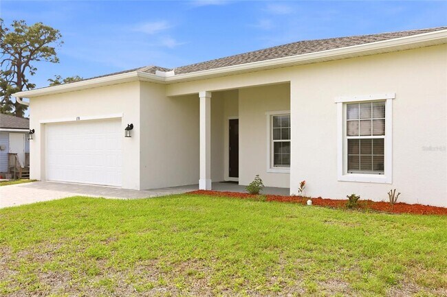 Building Photo - 870 Columbia St