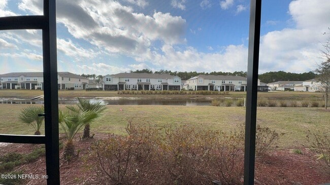 Building Photo - 144 Redbud Rd