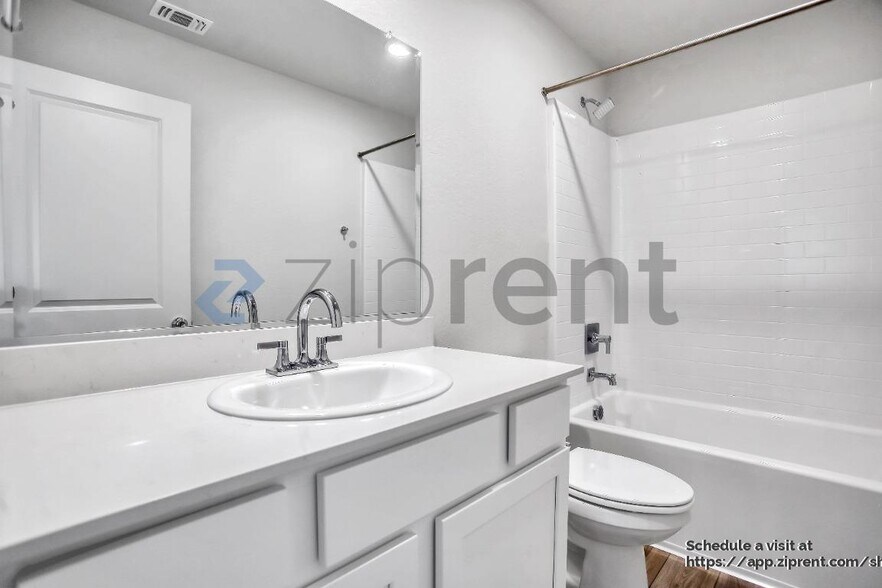 Building Photo - 4782 Sami Jo Dr