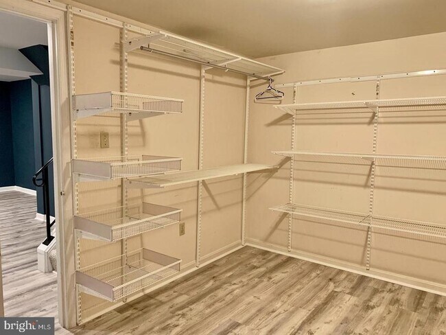 Building Photo - 7808 Hyson Park Ct