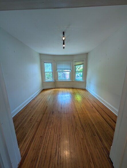 Building Photo - 89 Trinity Pl
