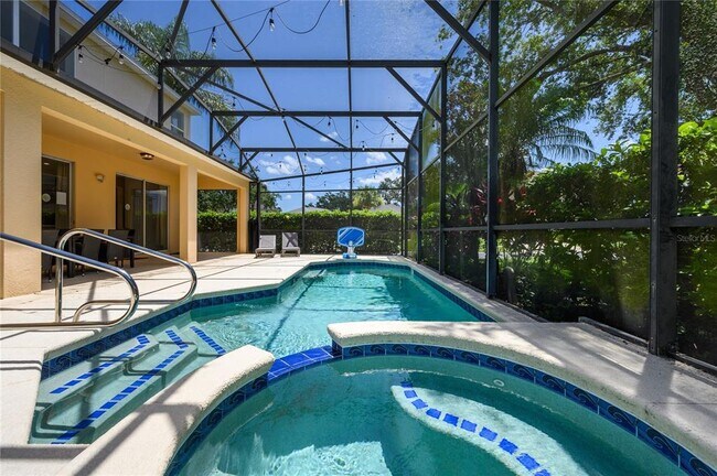 Building Photo - 8500 Sunrise Key Dr