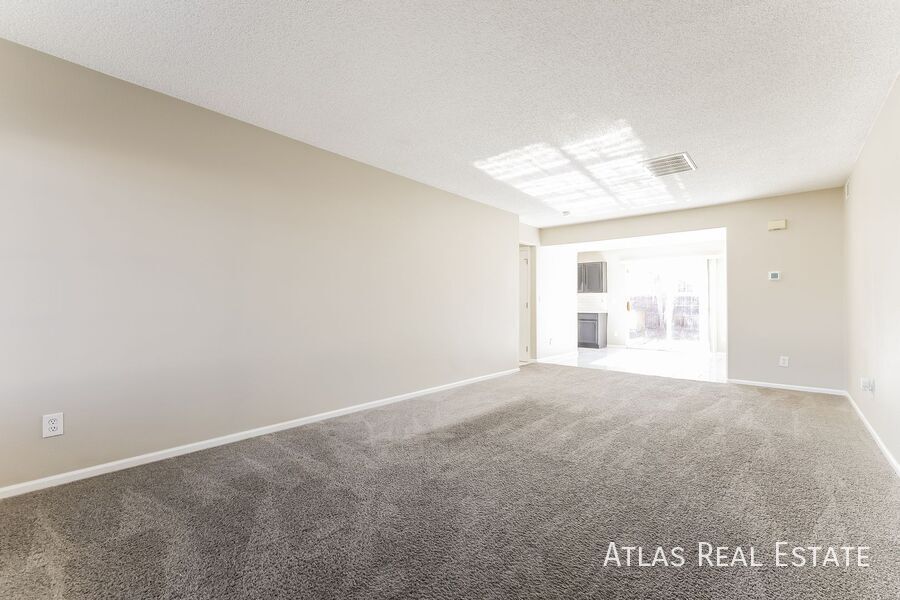 Building Photo - 5083 Helena Ct