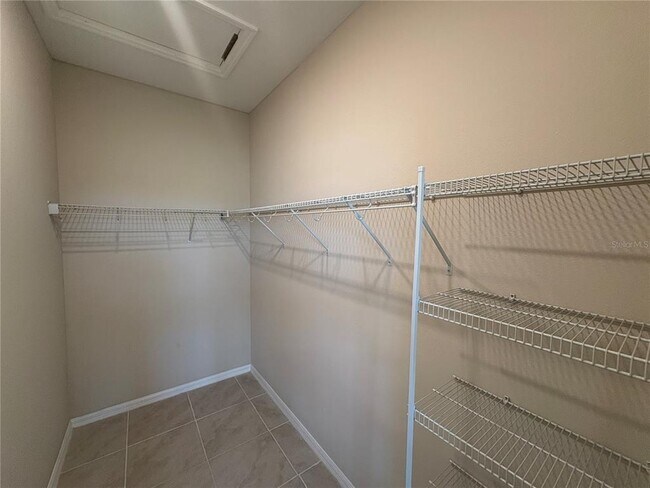 Building Photo - 16439 Paynes Ml Dr