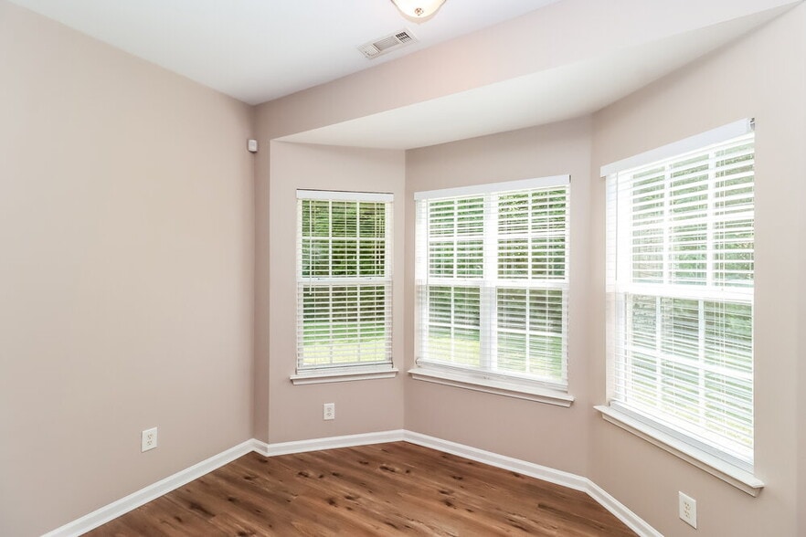 Building Photo - 1316 Kersey Glen Ln
