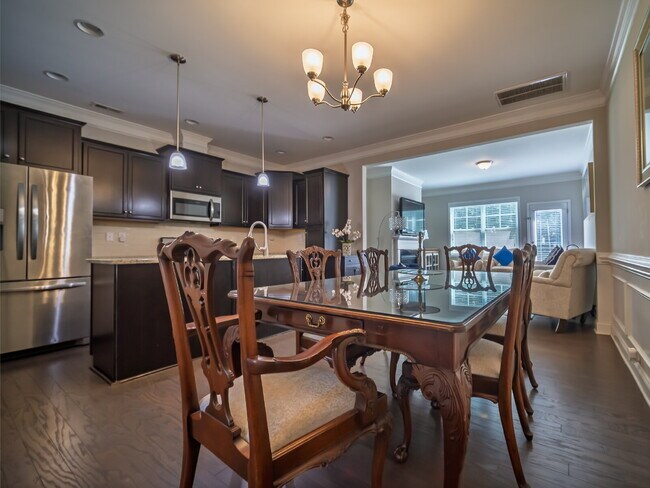 Building Photo - 4190 La Crema Dr