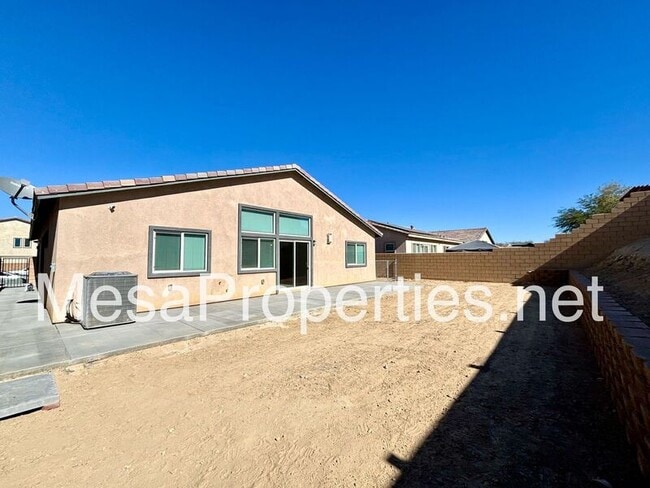 Building Photo - 15387 Patton St