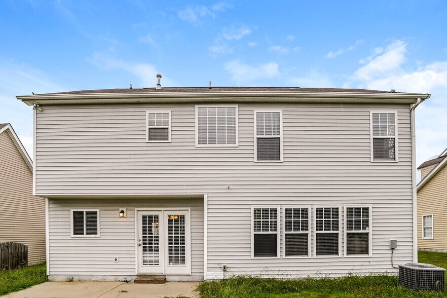 Building Photo - 12824 Walking Stick Dr