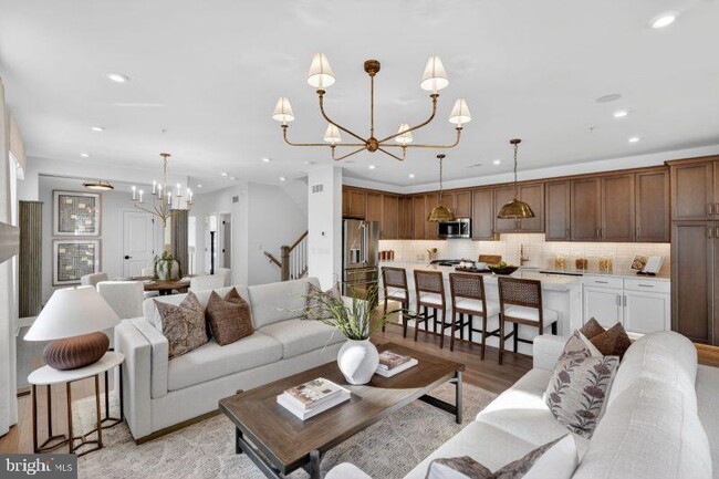 Building Photo - 12 Twelfth St