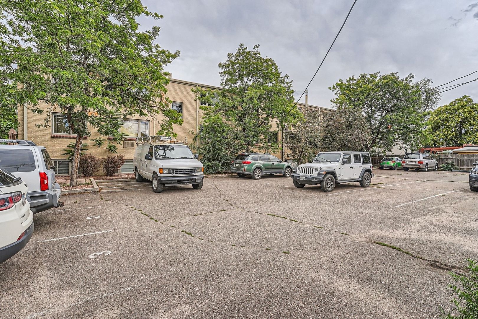 Building Photo - 969 S Pearl St