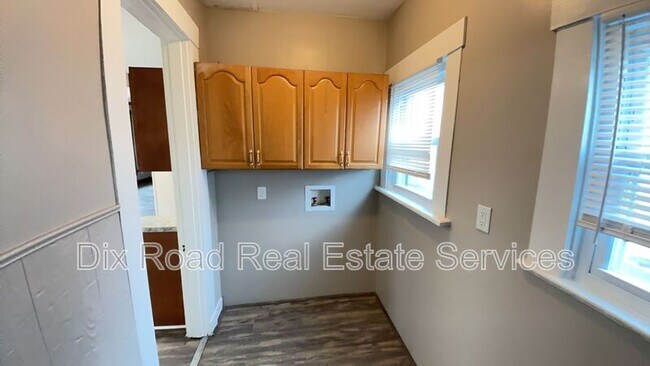 Building Photo - 118 Martz Ave