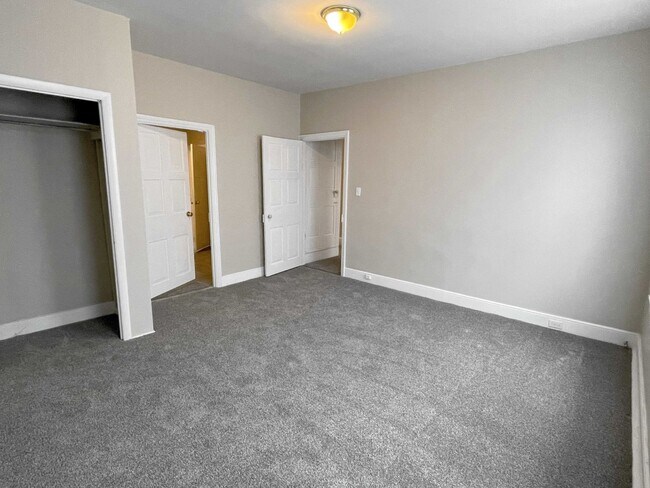 Building Photo - (SOLD) 113-115 E Main Street