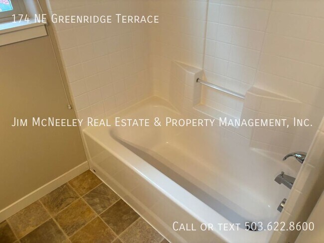 Building Photo - Available Now! 4 Bedroom Home with Firepla...