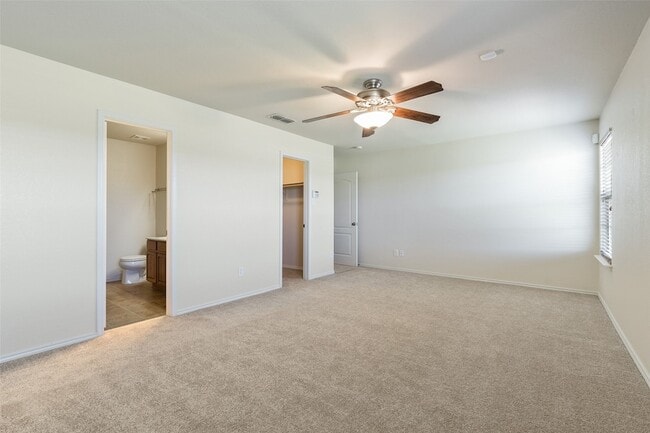 Building Photo - 3917 Mantis St