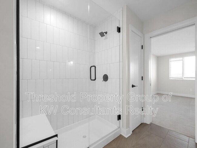 Building Photo - 1159 N 4th St