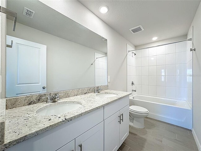 Building Photo - 7329 Boggy Crk Pl