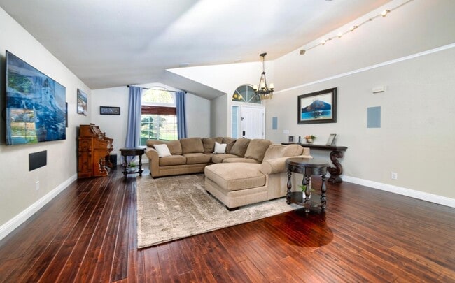 Building Photo - 3293 Woedee Dr