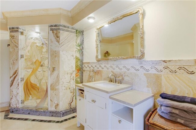 Building Photo - 9950 S Ocean Dr