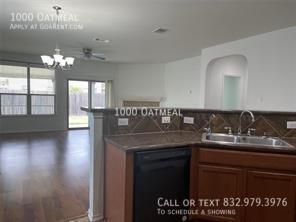 Building Photo - 1000 Oatmeal-