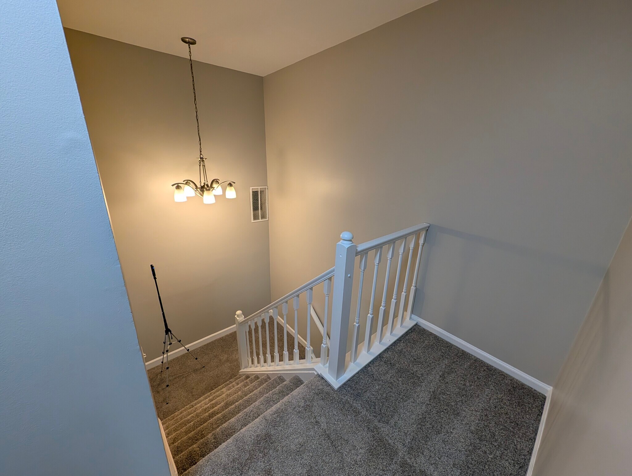 Upstairs hallway - 14141 Betsy Ross Ln