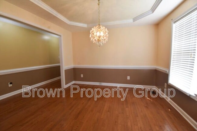 Building Photo - 193 Wind Brook Ct