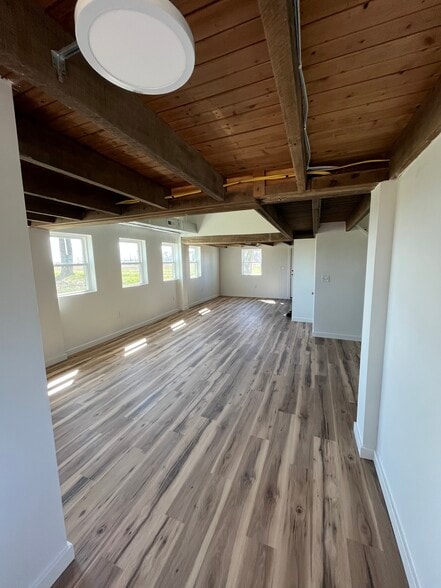 Building Photo - 720 Green Cook Rd