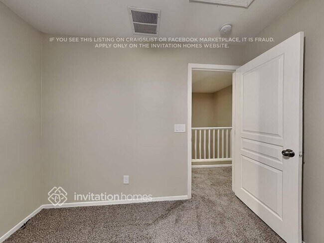 Building Photo - 3845 W Goldmine Mountain Dr