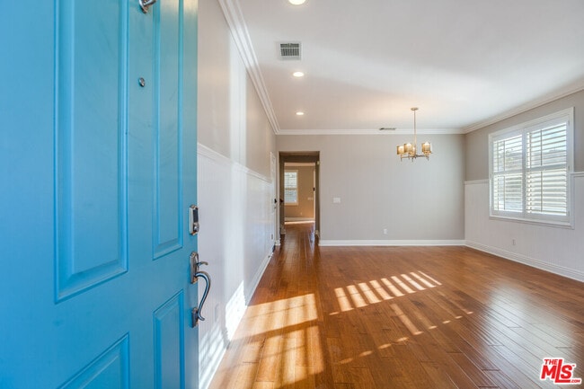 Building Photo - 24040 Dandelion Ln