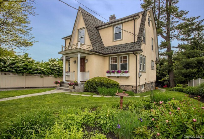 Building Photo - 157 Rockland Ave