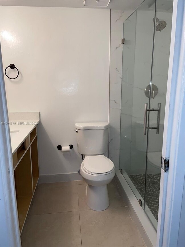 Building Photo - 2740 W 62nd St