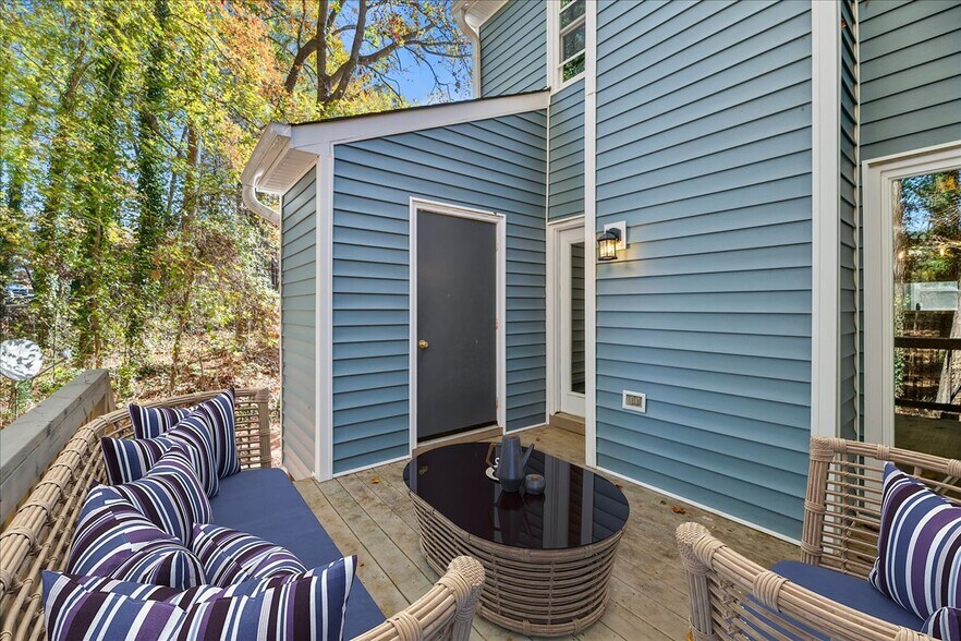 Building Photo - 5508 Kaplan Dr