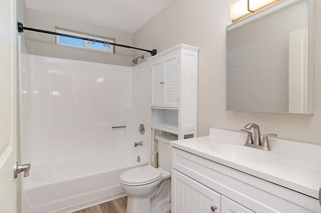Building Photo - Great Value 1 bedroom / 1 bathroom - Lemon Grove close to all!