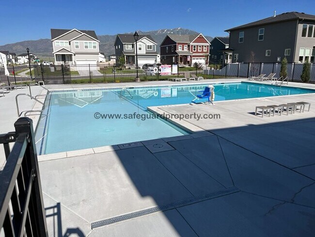 Building Photo - Fabulous Home in Eagle Mountain