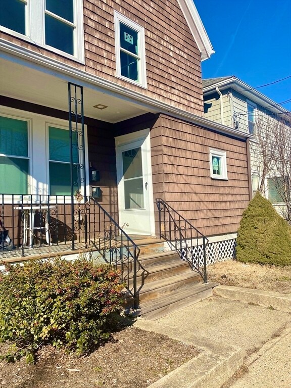 Building Photo - 1 Rena St