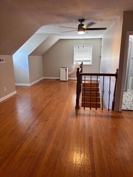 Building Photo - 4035 Walmsley Blvd