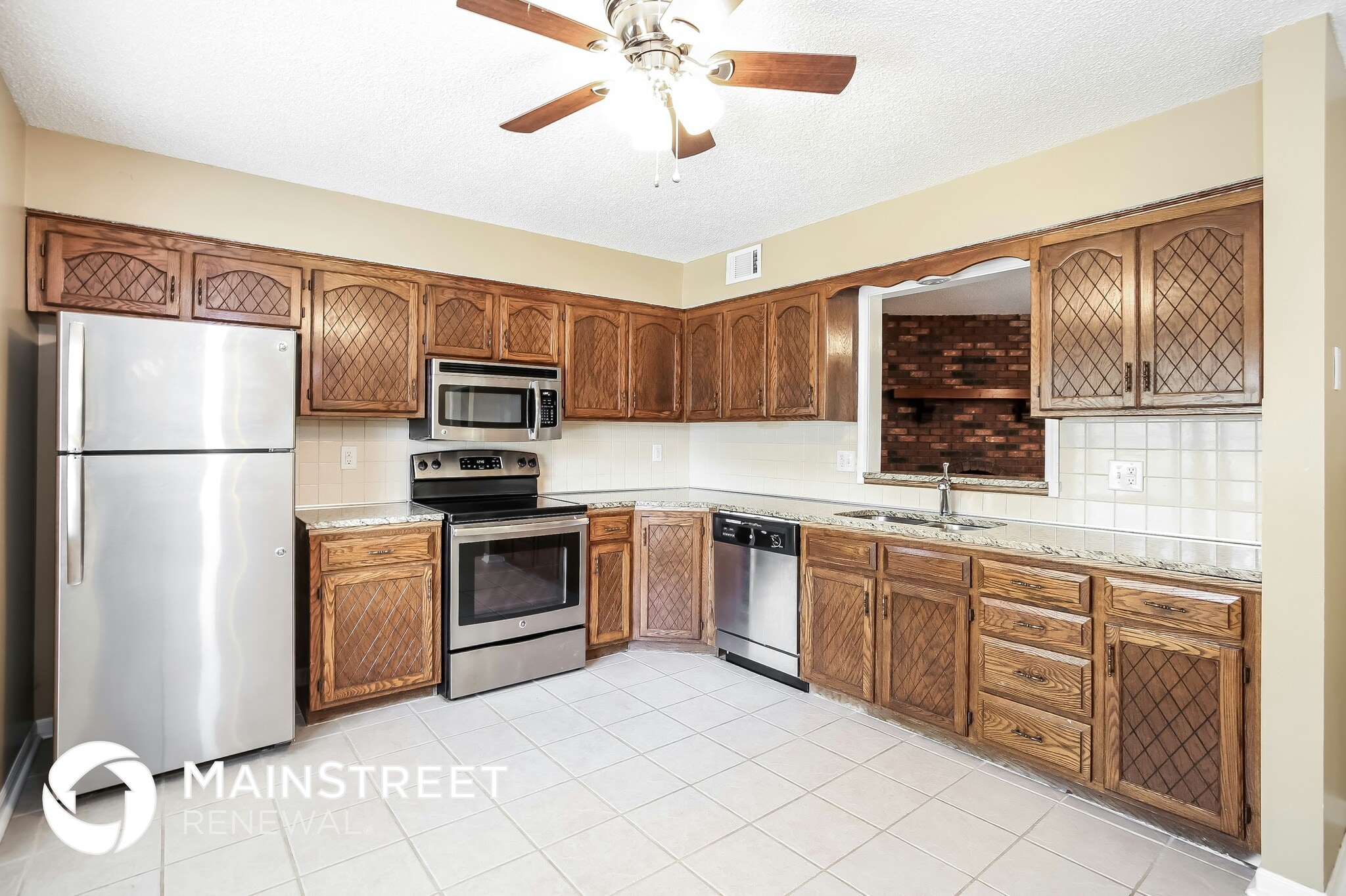 Building Photo - 16317 McKinley St