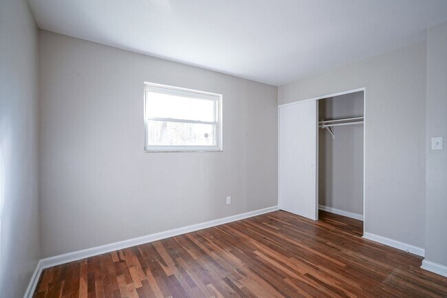 Building Photo - Recently Remodeled 4-Bedroom Home with Modern Upgrades & Spacious Yard in McCordsville