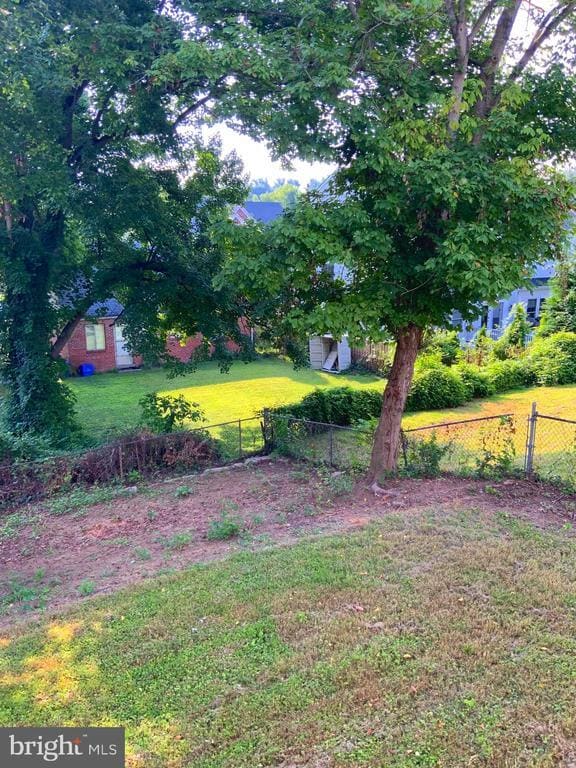 Building Photo - 4410 Woodfield Rd