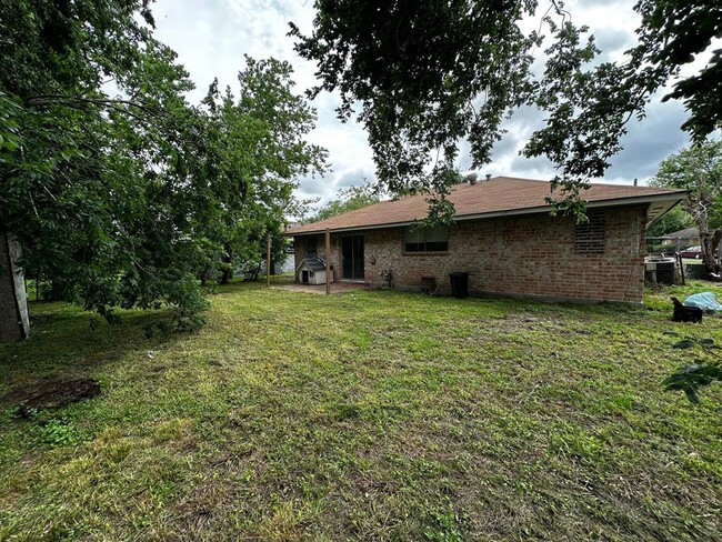 Building Photo - 11802 Murr Way