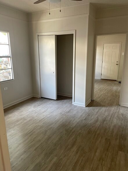 Building Photo - 739 Avenue A