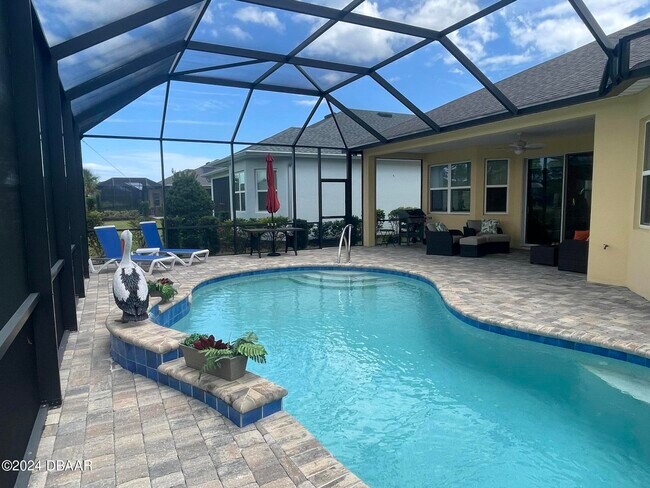 Building Photo - 1090 Castaway Ct