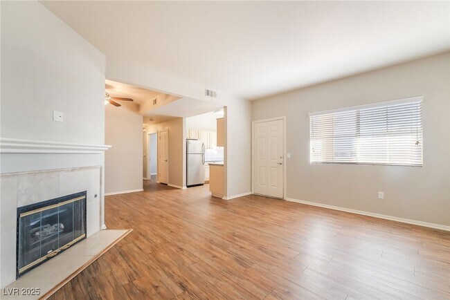 Building Photo - 5250 S Rainbow Blvd