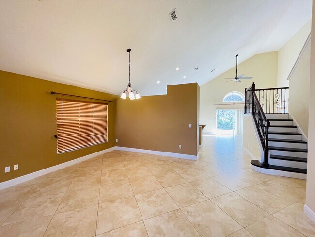 Building Photo - Available now! Charming 4-bedroom, 2.5-bathroom pet friendly home!!