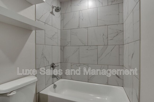 Building Photo - 10809 NW 119th St