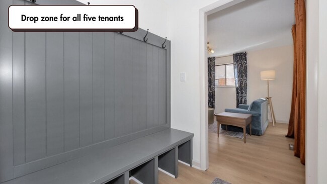 Building Photo - 4613 Ardmore Dr NW