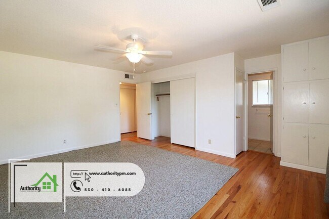Building Photo - 1708 Regent Ave